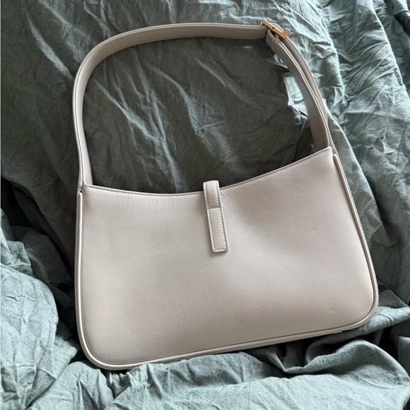 Saint Laurent Mini Le 5 A 7 in Cream - Picture 3 of 12